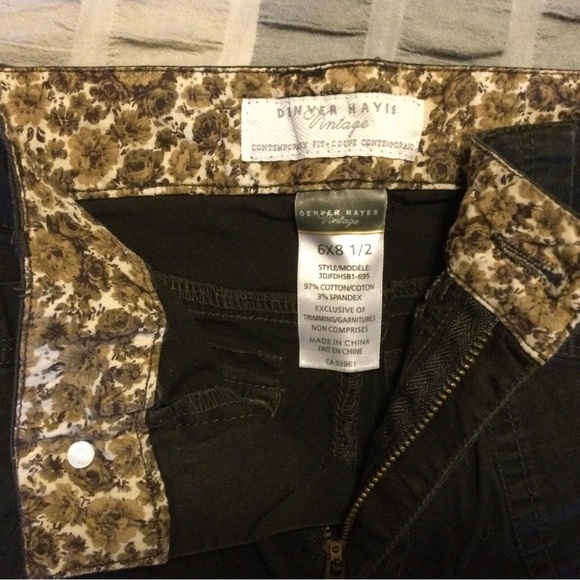 Lot of 3 pair Denver Hayes shorts size 6 - Picture 9 of 10